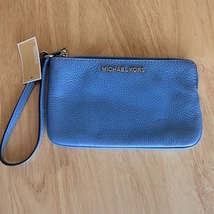 NWT Michael Kors Jet Set Travel Wristlet